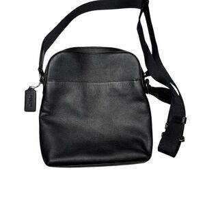 Like New Coach Black Houston Pebbled Leather Men's Crossbody Bag